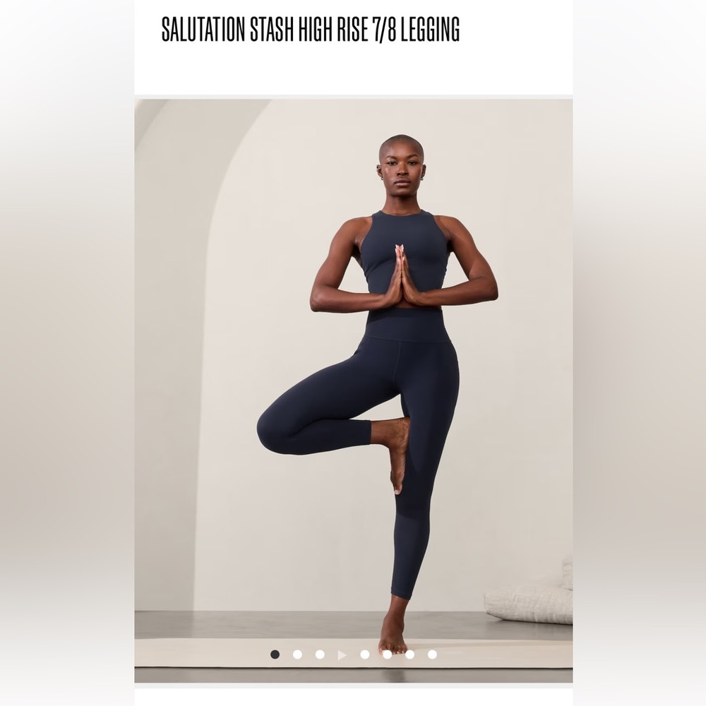 Athleta Salutation Stash II High Rise 7/8 Leggings